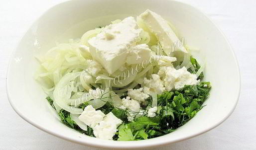 лепешки с брынзой и зеленью