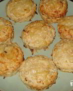 Лепешки с луком и сыром