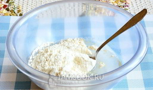 лепешки с начинкой на сковороде