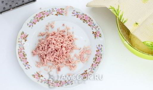 лепешки с сыром и ветчиной на сковороде
