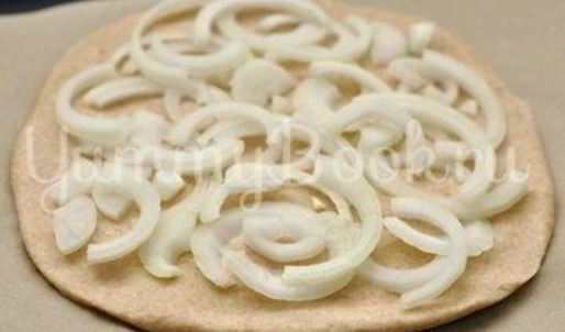 луковая фокачча с сыром