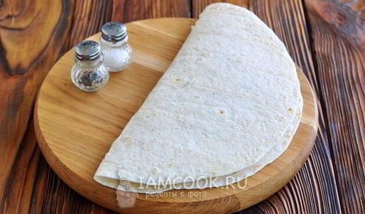 мексиканская лепешка тортилья с начинкой