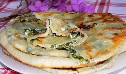 осетинские лепешки с черемшой и сулугуни по-сибирски