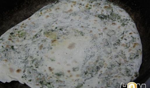 постные лепешки с зеленым луком