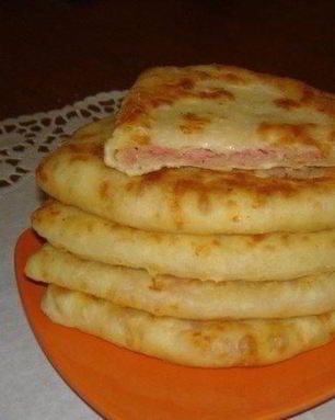 Сырные лепешки