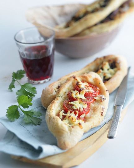 Рецепт турецких лепешек с начинкой