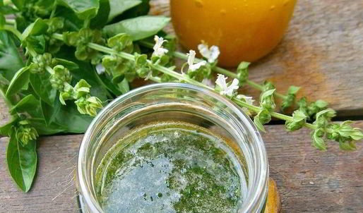 восточная лепешка с базиликовым медом