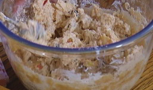 ароматные маффины с яблоками и изюмом