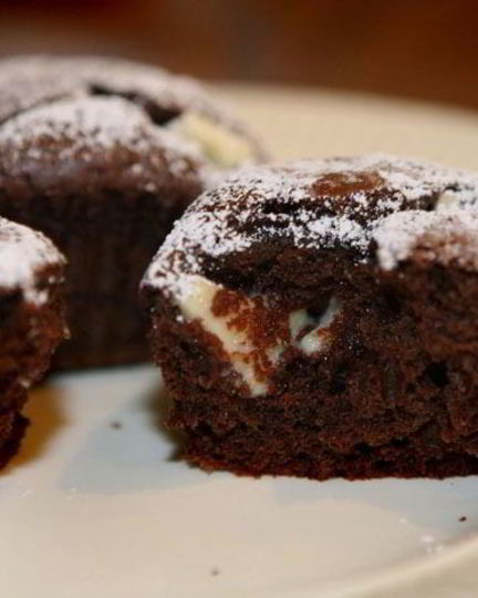 Рецепт кофейных маффинов с черным и белым шоколадом