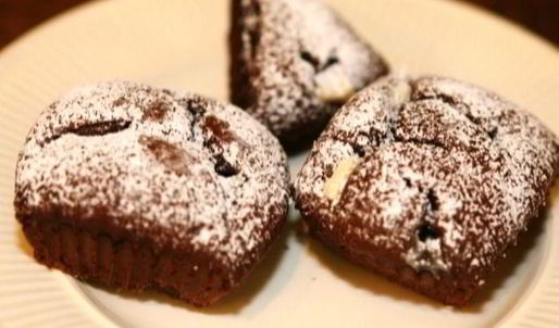 кофейные маффины с черным и белым шоколадом