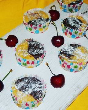 Маффины Дуэт с черешней