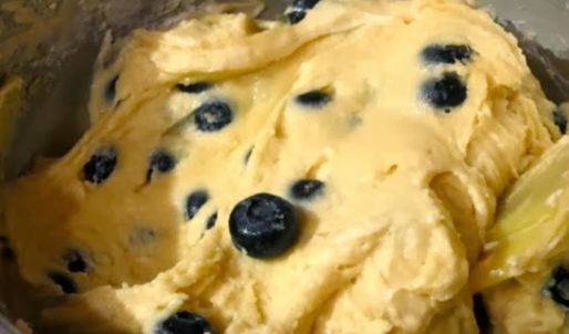 маффины с черной смородиной