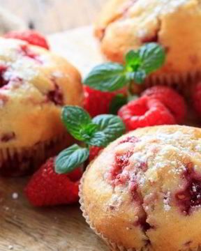 Маффины с малиной