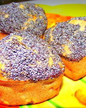 Медовые маффины с бананом, корицей и маком