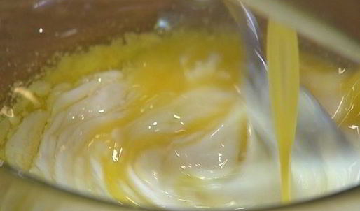 миндальные маффины с вишней