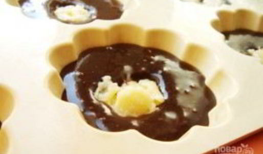 шоколадные маффины с заварным кремом