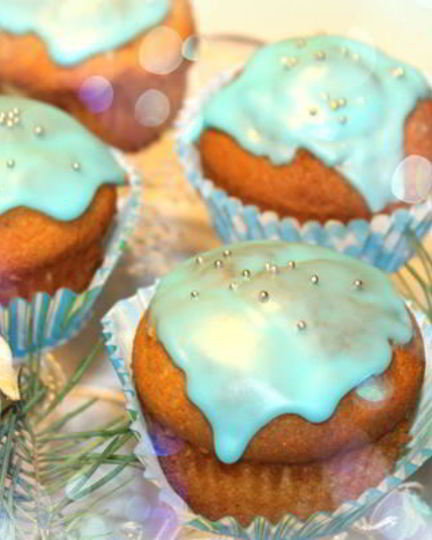 Рецепт сливочных маффинов с лавандой и марципаном