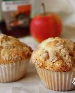 Яблочные маффины с овсяной посыпкой