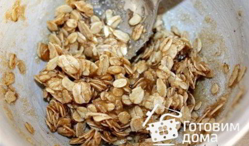 яблочные маффины с овсяной посыпкой