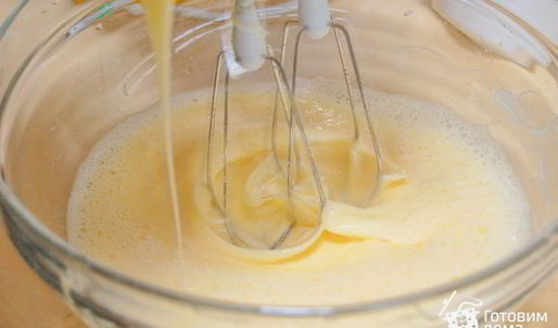 малиновый рулет