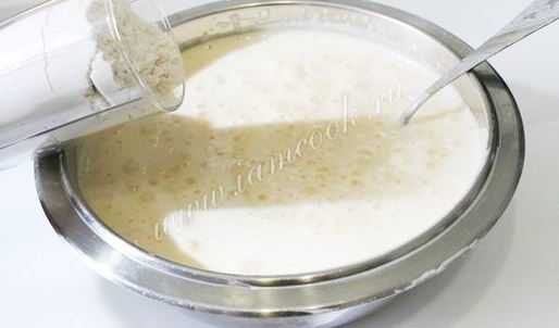 манник на кефире с мукой в мультиварке