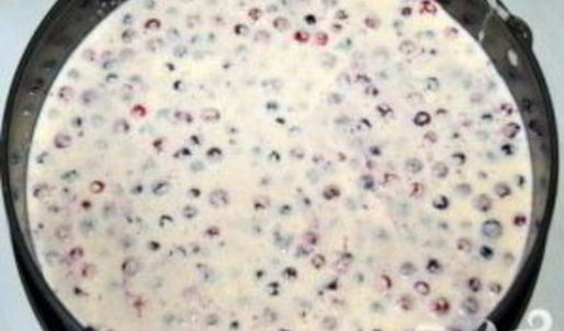 манник с лесными ягодами