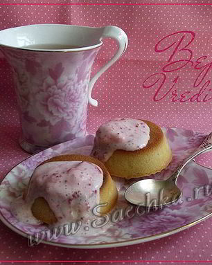 Мини-манники с клубникой