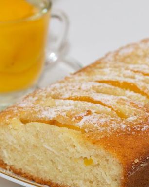 Постный кекс-манник с кокосом и персиками