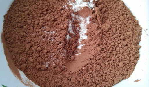 постный шоколадный манник с черносливом