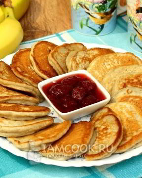 Банановые оладьи на молоке