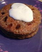 Банановые оладьи с изюмом