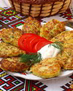 Кабачковые оладьи с картофелем и сыром сулугуни