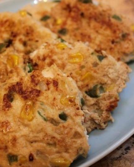 Рецепт куриных оладий с кукурузой и фасолью