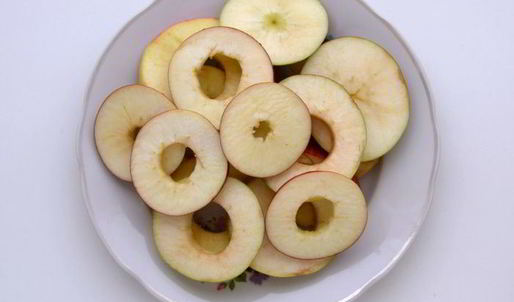 медовые оладьи с яблоком