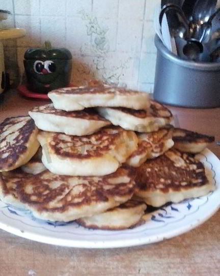 Рецепт оладушек пышных без яиц на дрожжах