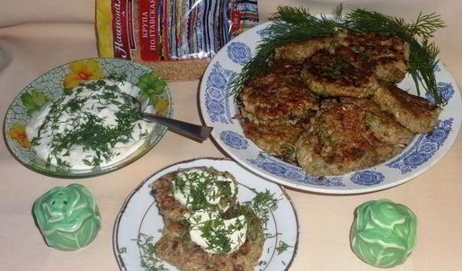 оладьи из кабачков с кашей и орехами