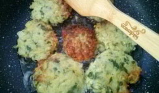 оладьи из кабачков с сыром и чесноком