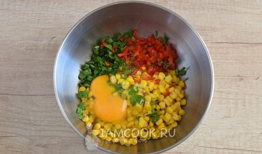 оладьи из консервированной кукурузы