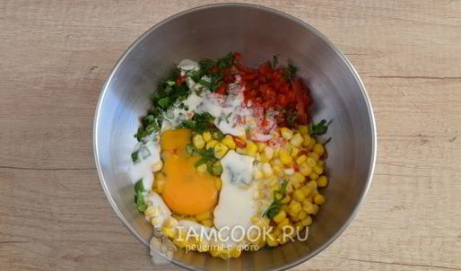 оладьи из консервированной кукурузы