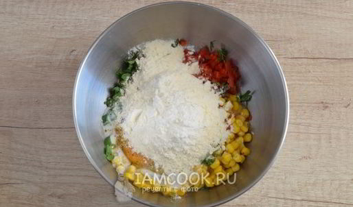 оладьи из консервированной кукурузы