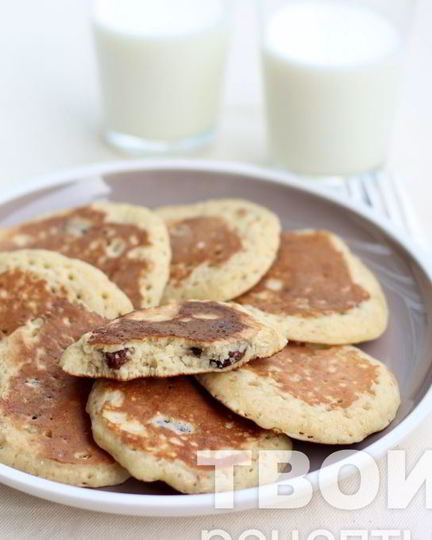 Рецепт оладий с изюмом