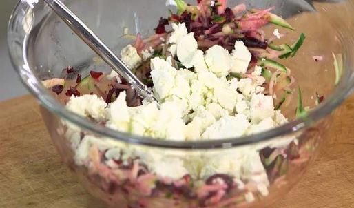 овощные оладьи с фетой и зеленью