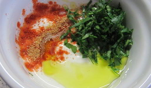 овощные оладьи с йогуртовым соусом