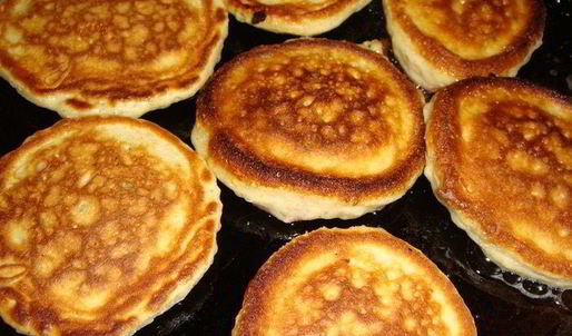 овсяные оладушки с малиной