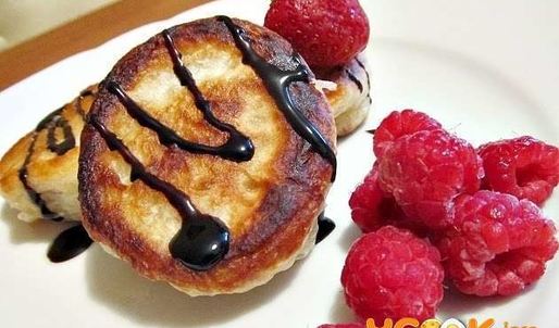 пышные оладьи на сухих дрожжах