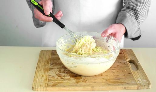 пышные оладьи с яблоками