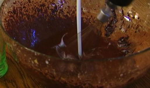 шоколадные оладушки со взбитыми сливками