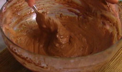 шоколадные оладушки со взбитыми сливками