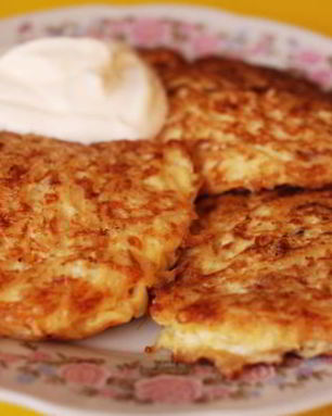 Сырные оладьи из вермишели