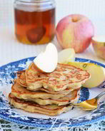 Творожно-яблочные оладьи